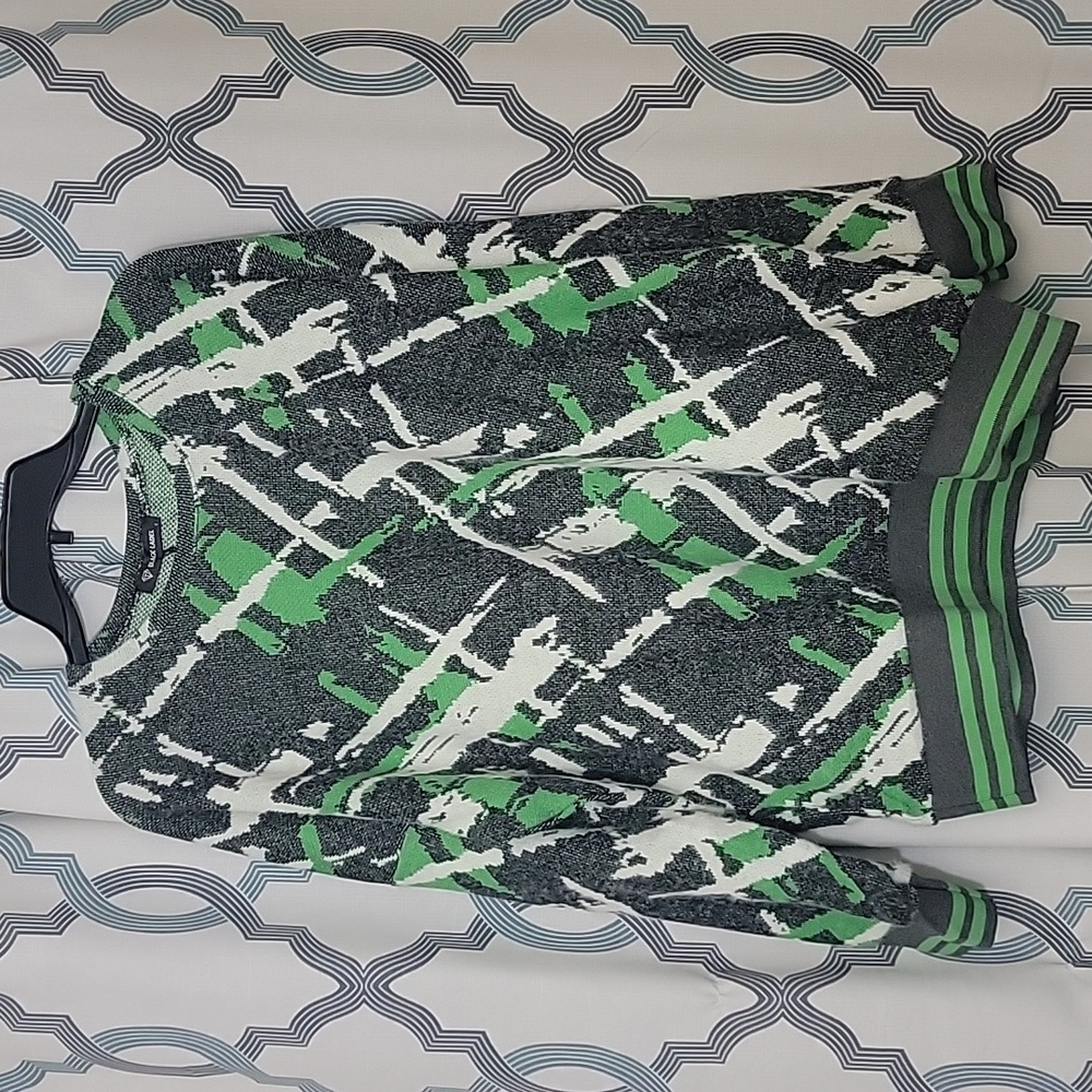 New sweater size XL